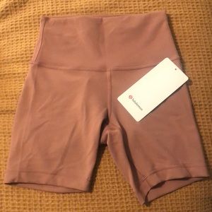 Lululemon Wunder Train HR Short 6”
